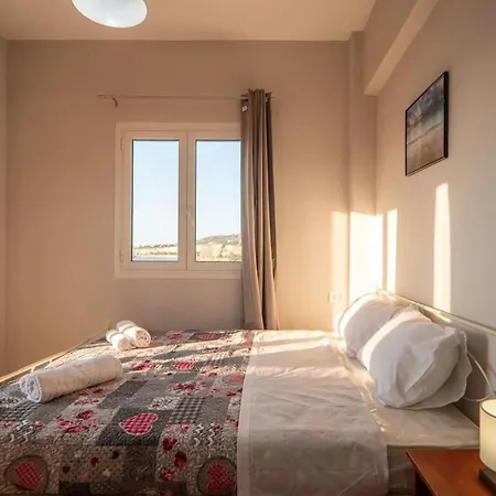 Sea Gem Family דירה